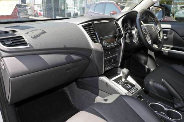 2023 Mitsubishi Triton GSR MR