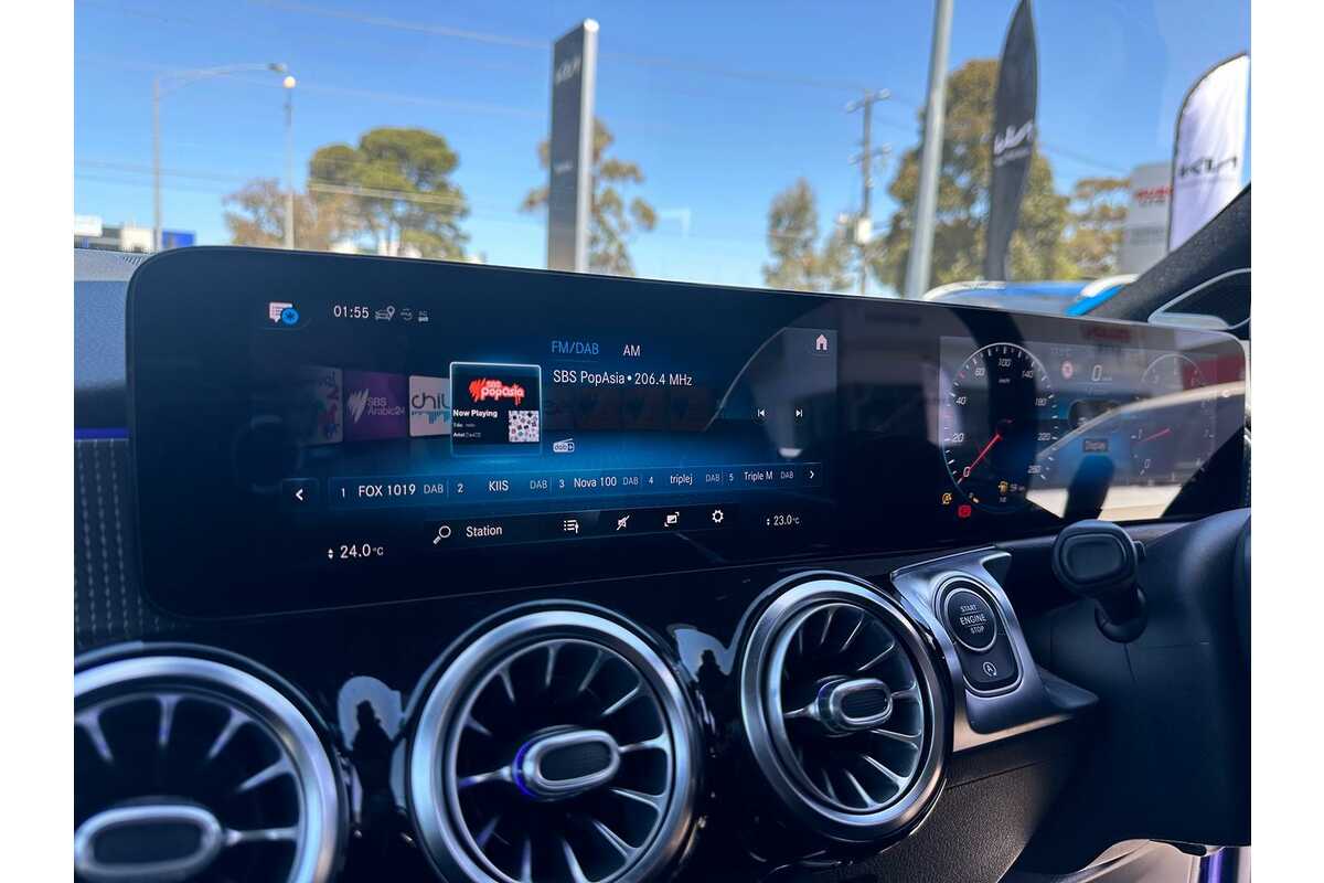 2021 Mercedes Benz GLB-Class GLB200 X247