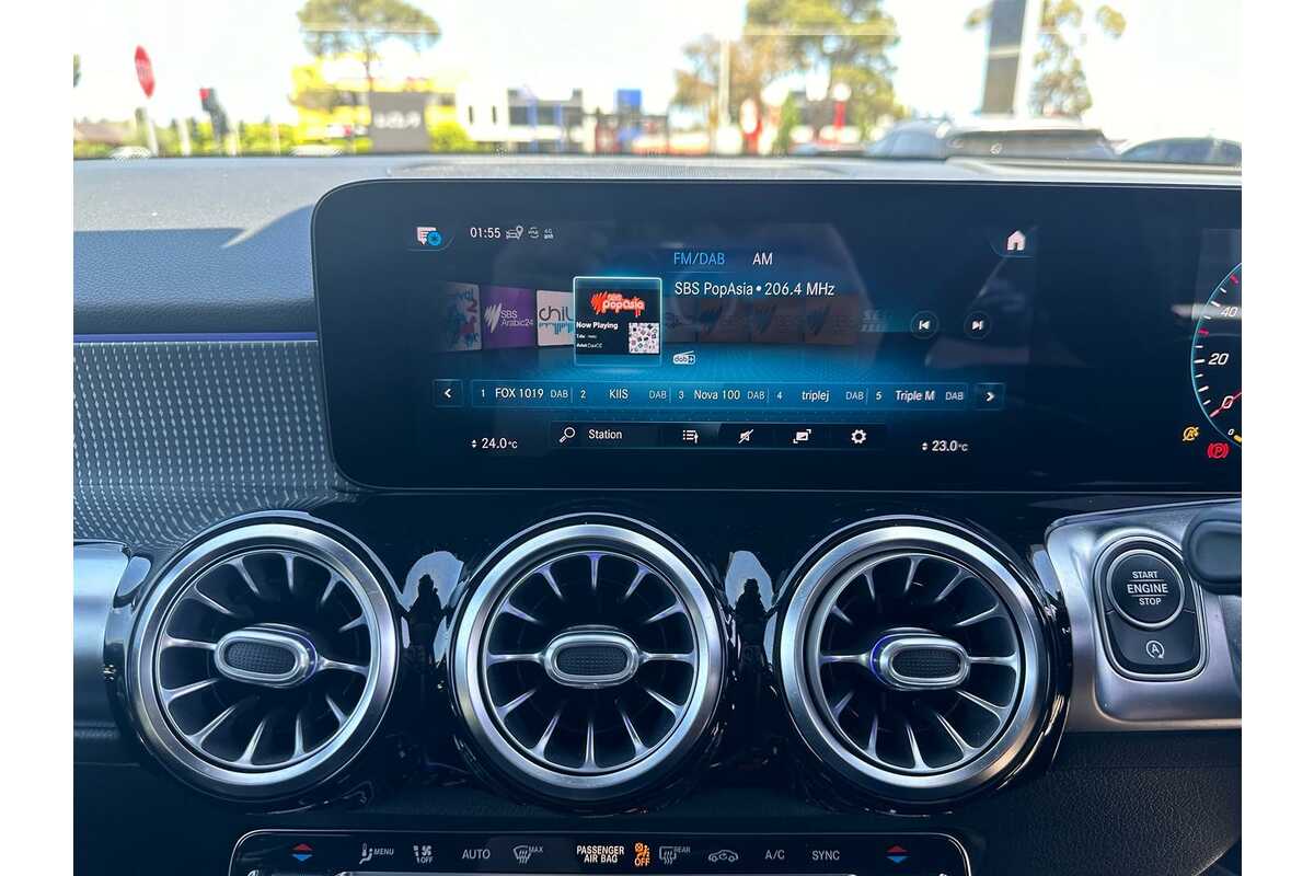 2021 Mercedes Benz GLB-Class GLB200 X247