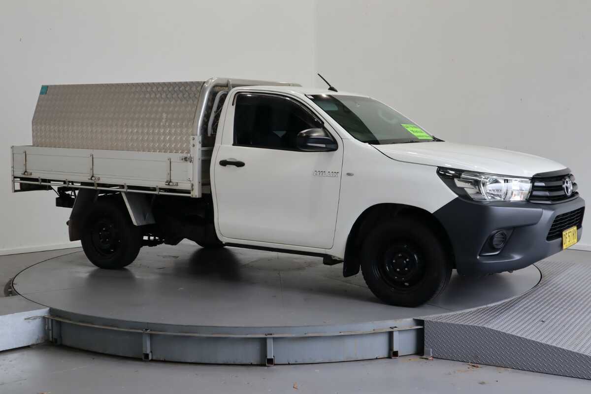 2016 Toyota HiLux 4x2 Workmate 2.7Lual1Y 001 1Y20150DX