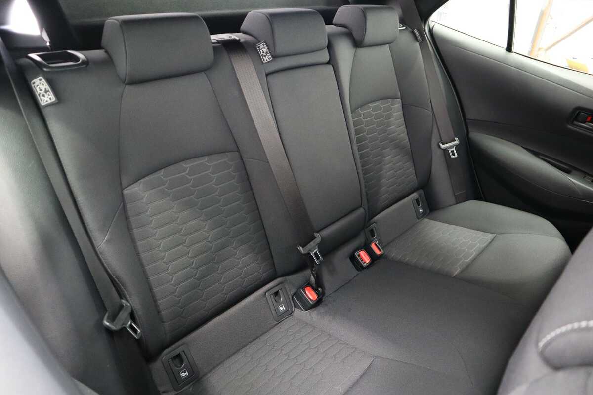 2021 Toyota Corolla Hatch Hybrid Ascent Sport 1.8L 5 Door003 4414690A0