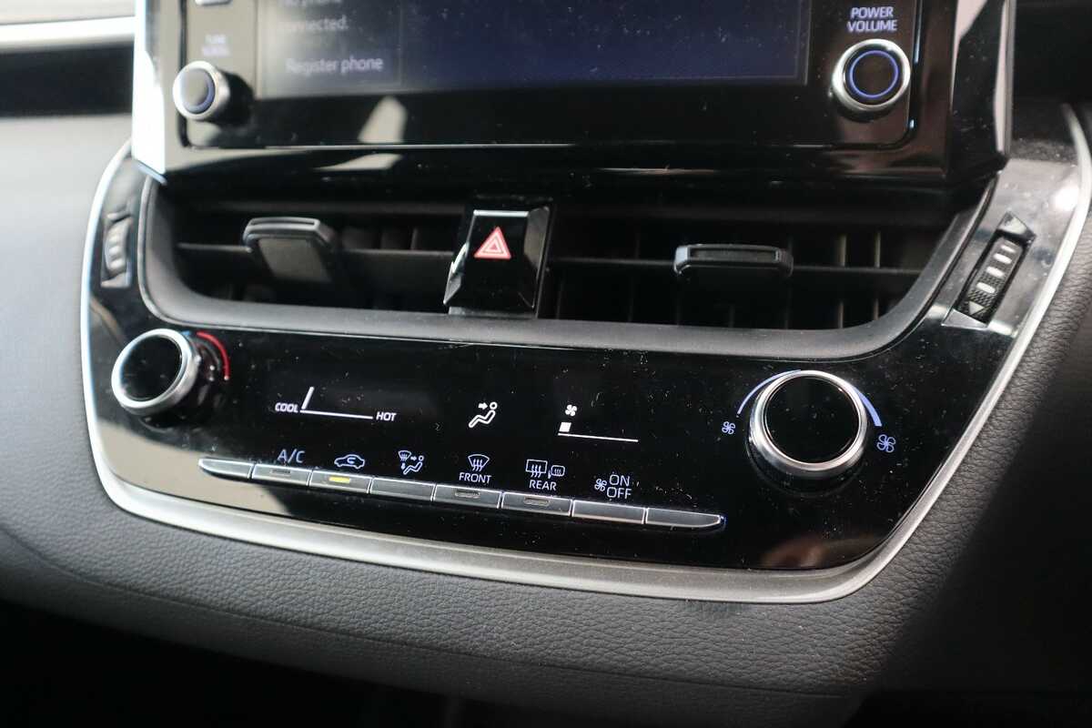 2021 Toyota Corolla Hatch Ascent Sport 2.0L5 Door003 4405540A0