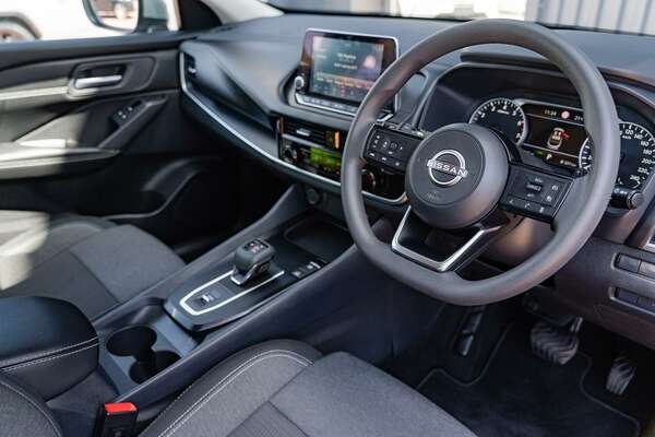 2023 Nissan QASHQAI ST J12