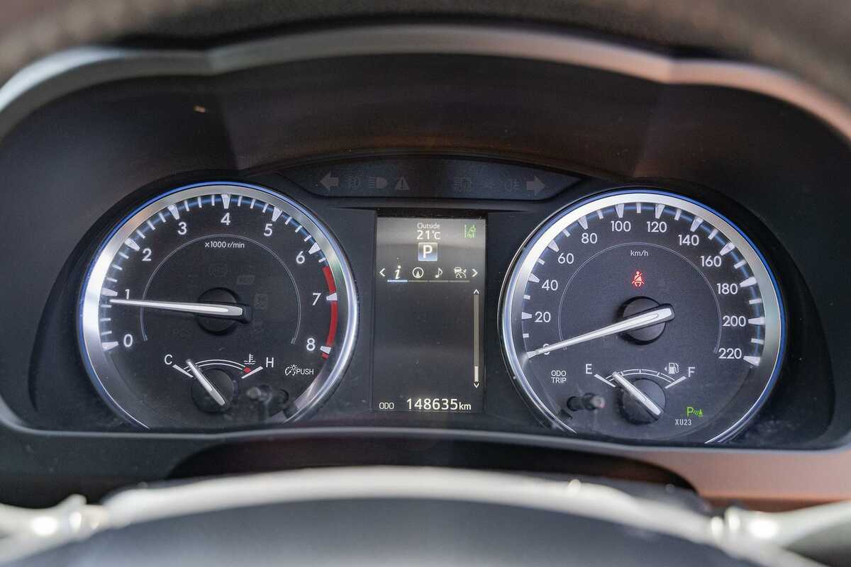 2014 Toyota Kluger Grande GSU55R