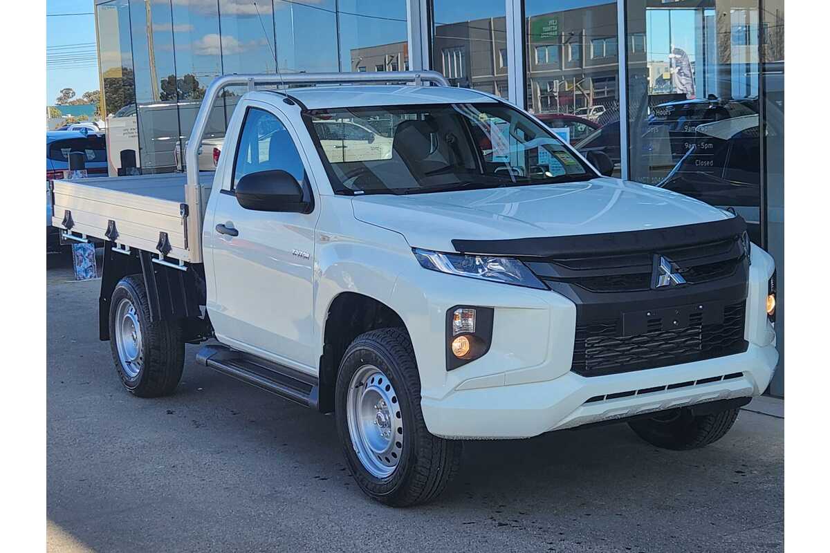 2023 Mitsubishi Triton GLX MR