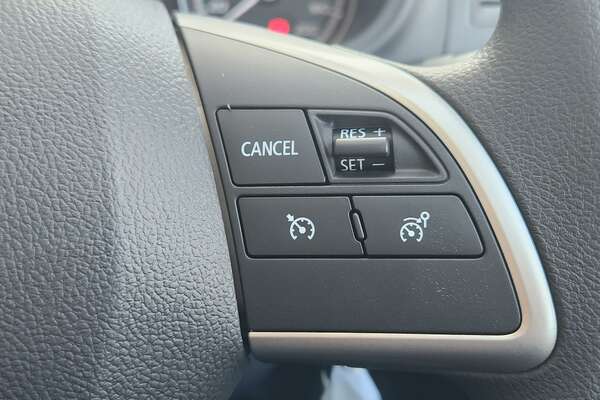 2023 Mitsubishi Triton GLX MR