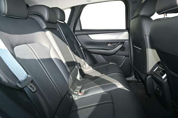 2023 Mazda CX-60 P50e Skyactiv-Drive i-ACTIV AWD Evolve KH0HB