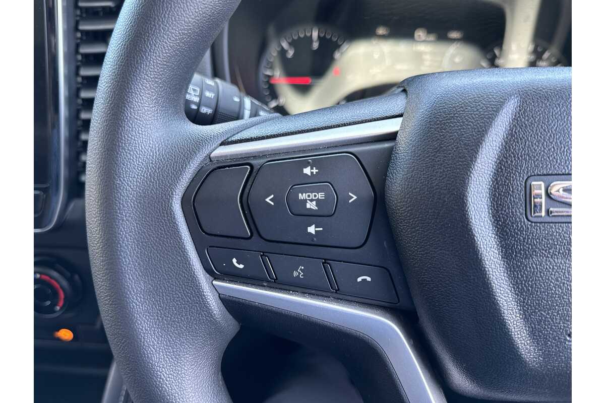 2022 Isuzu MU-X LS-M