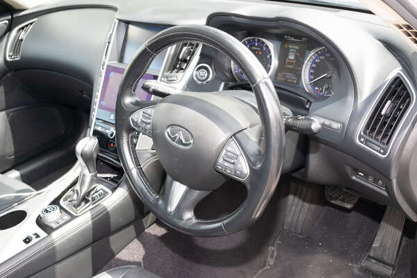 2016 INFINITI Q50 GT V37
