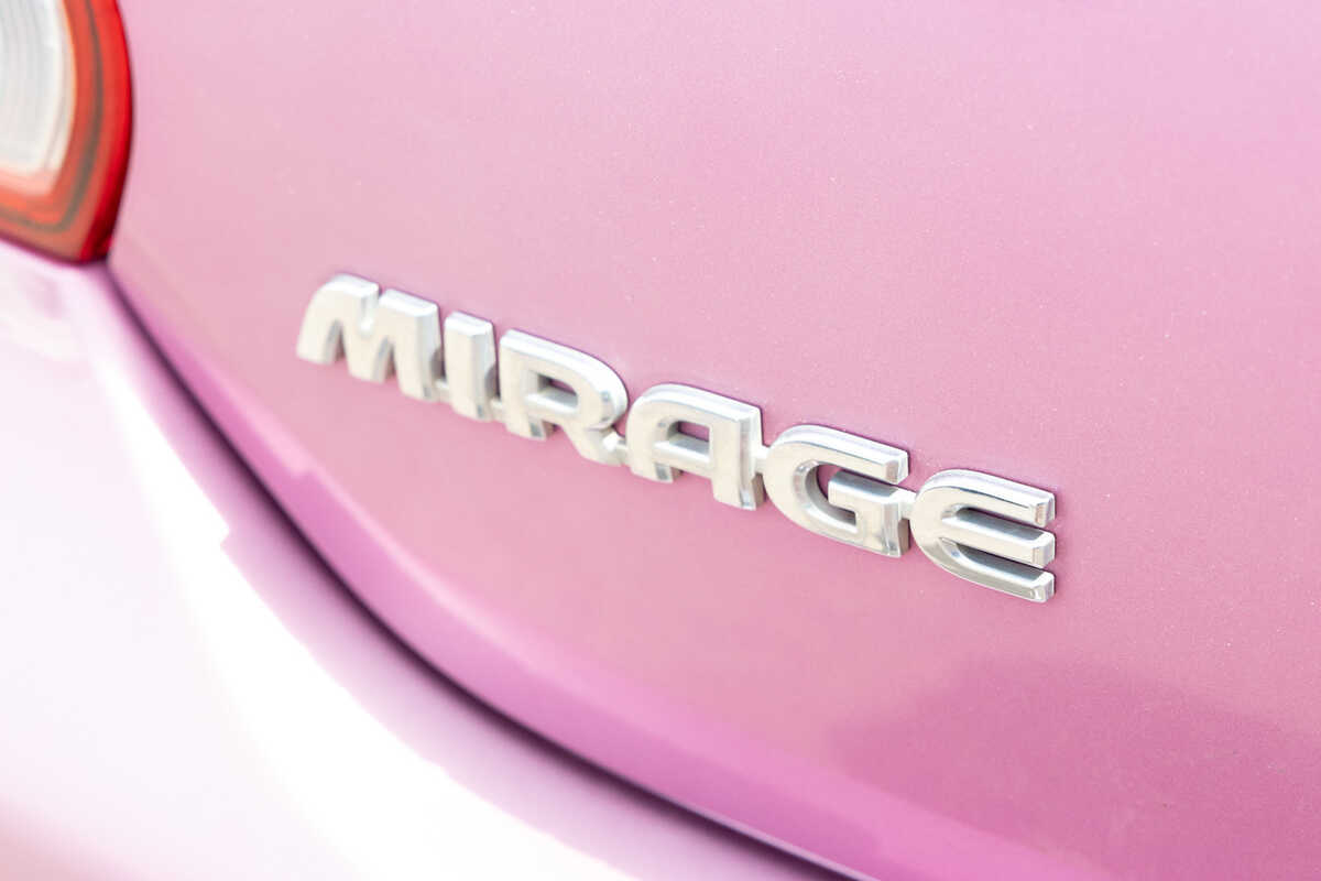 2013 Mitsubishi Mirage ES LA