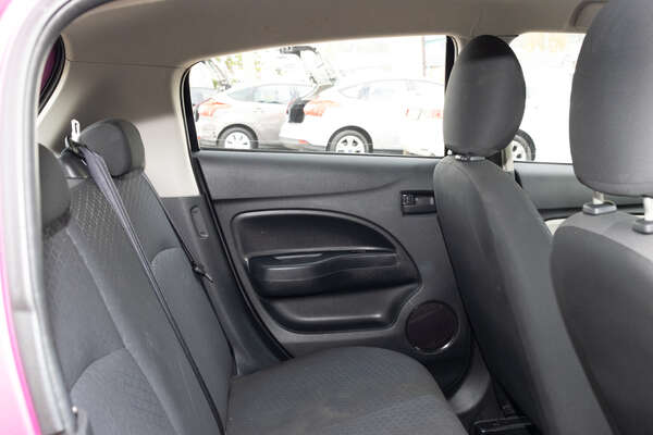 2013 Mitsubishi Mirage ES LA