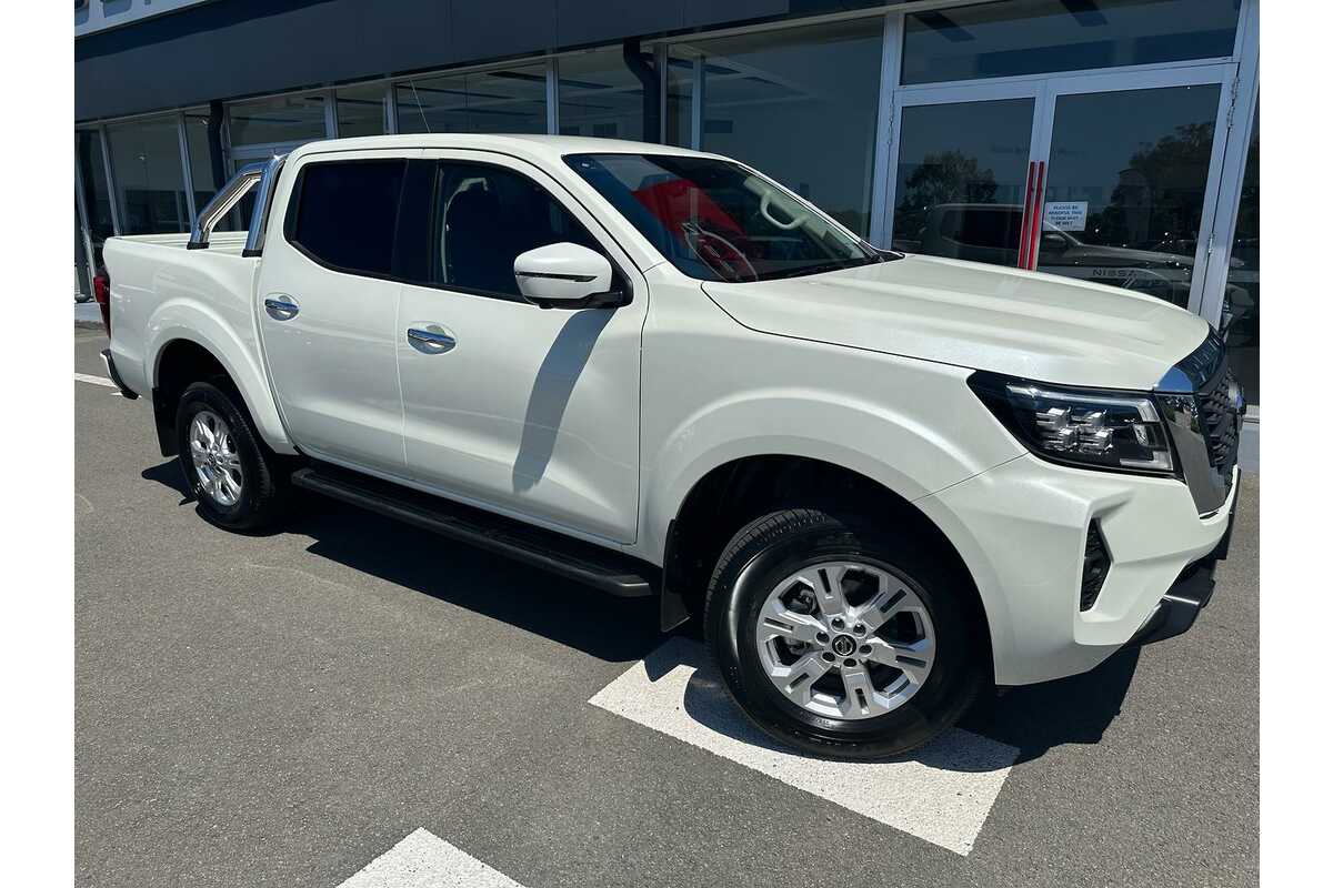 2023 Nissan Navara ST D23