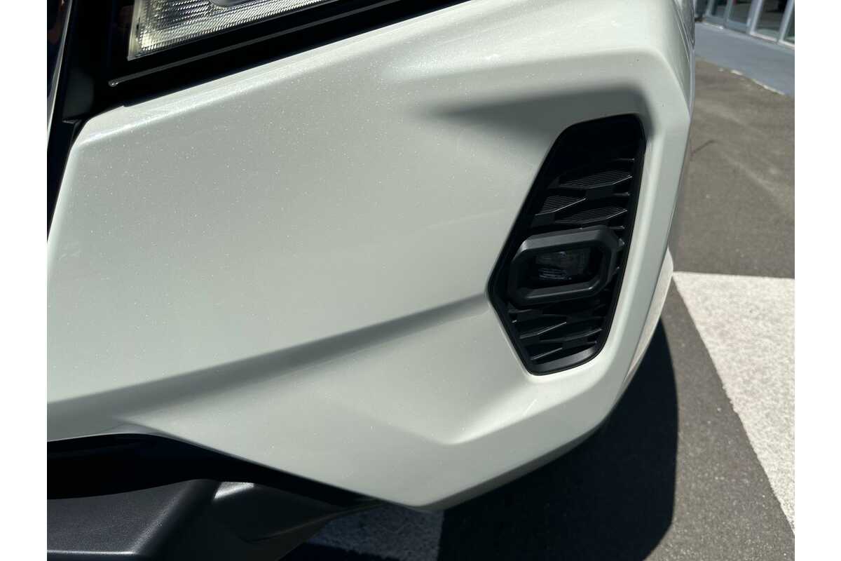 2023 Nissan Navara ST D23