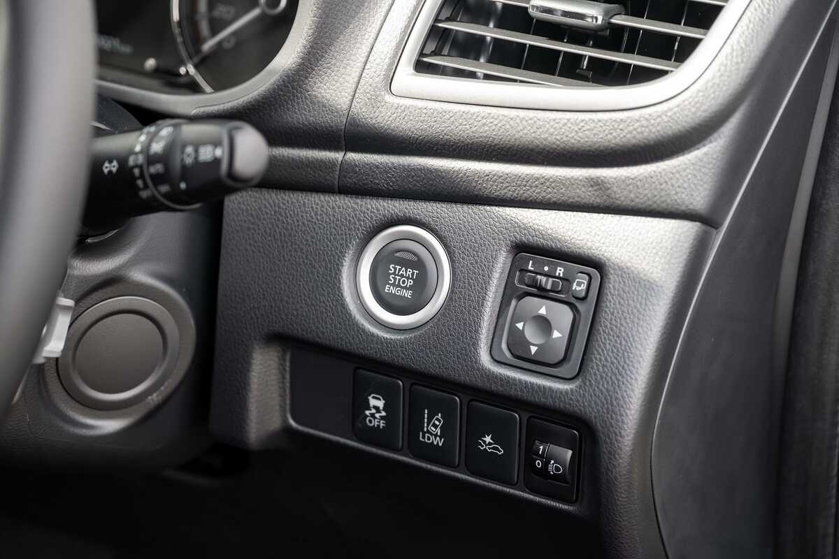 2023 Mitsubishi Triton GLS MR
