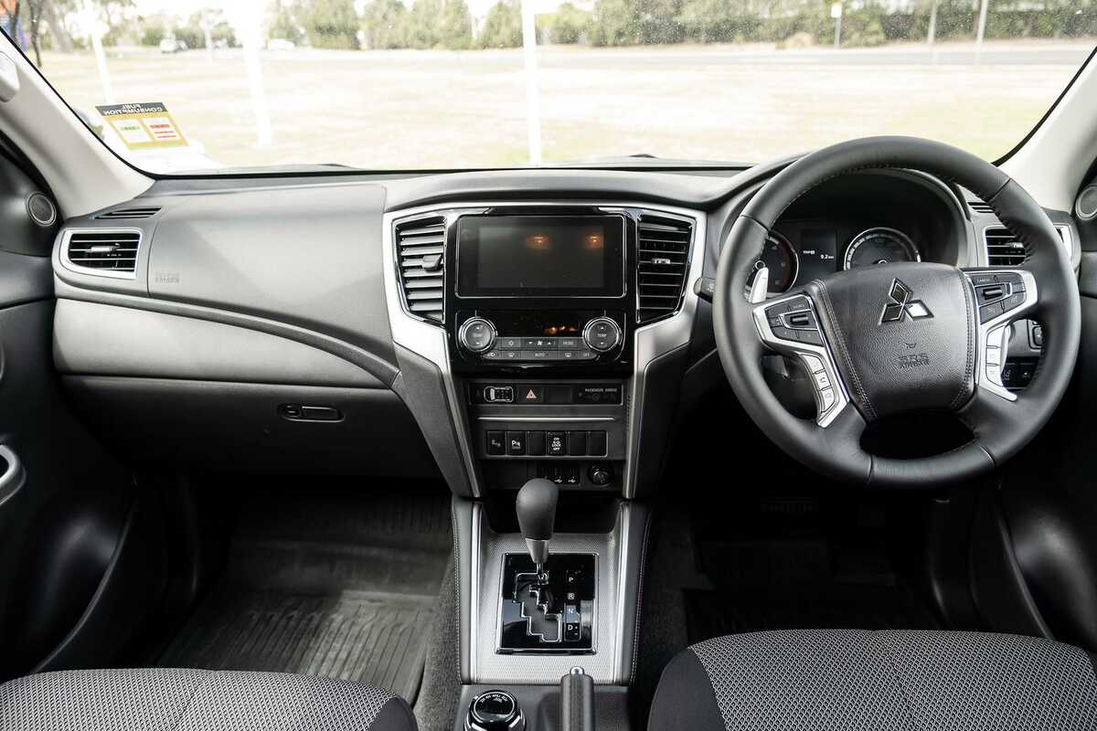 2023 Mitsubishi Triton GLS MR