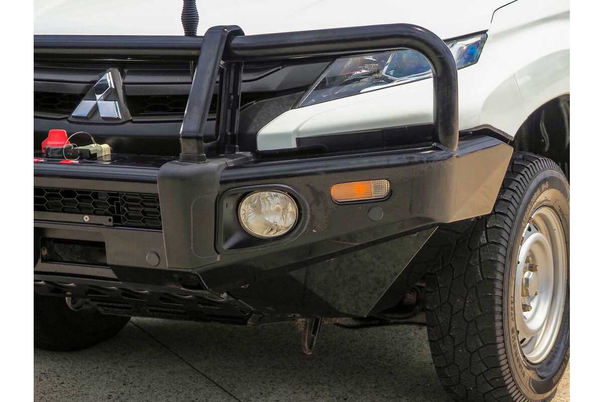 2019 Mitsubishi Triton GLX MR