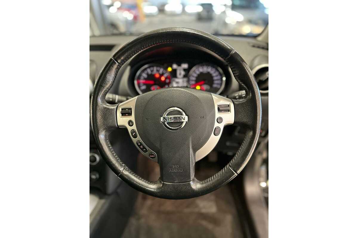 2013 Nissan Dualis +2 Ti-L J10 Series 4