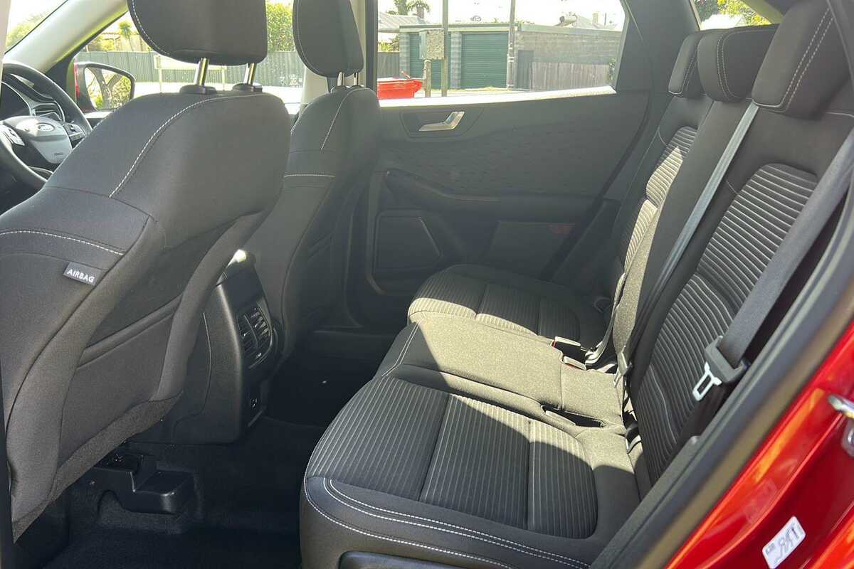 2021 Ford Escape  ZH