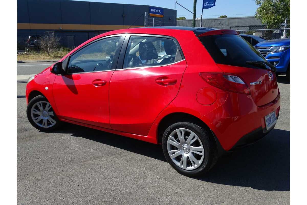 2011 Mazda 2 Neo DE10Y1