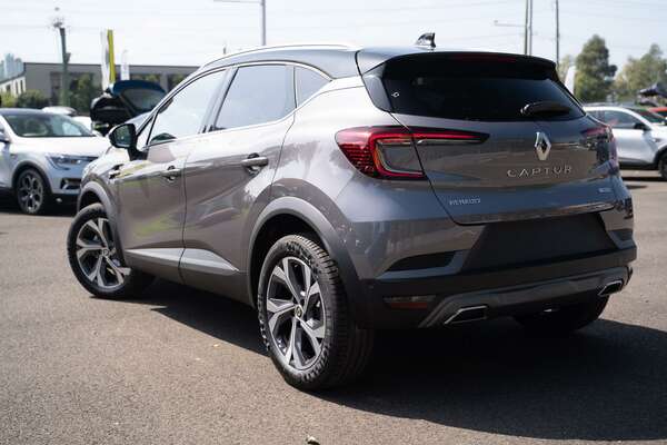 2022 Renault Captur R.S. Line XJB