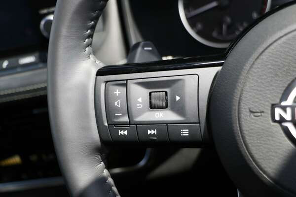 2023 Nissan X-TRAIL ST-L T33