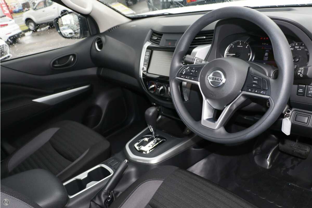 2023 Nissan Navara SL D23