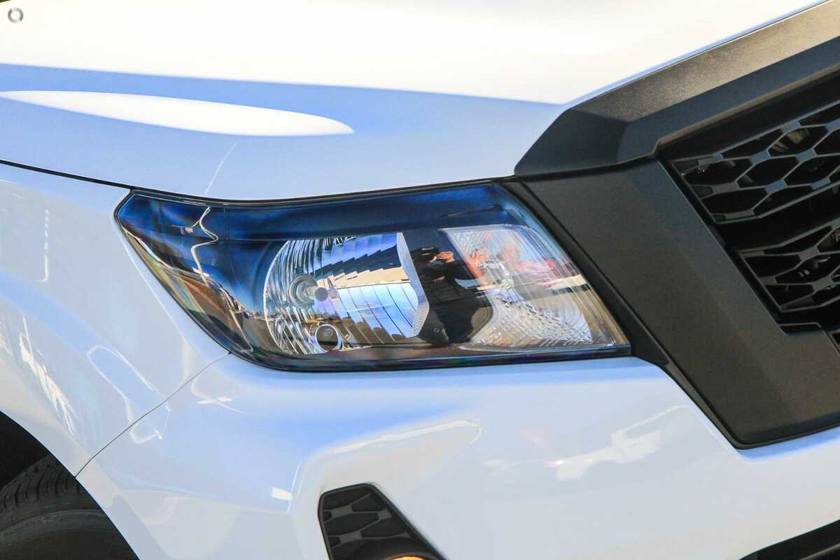 2023 Nissan Navara SL D23