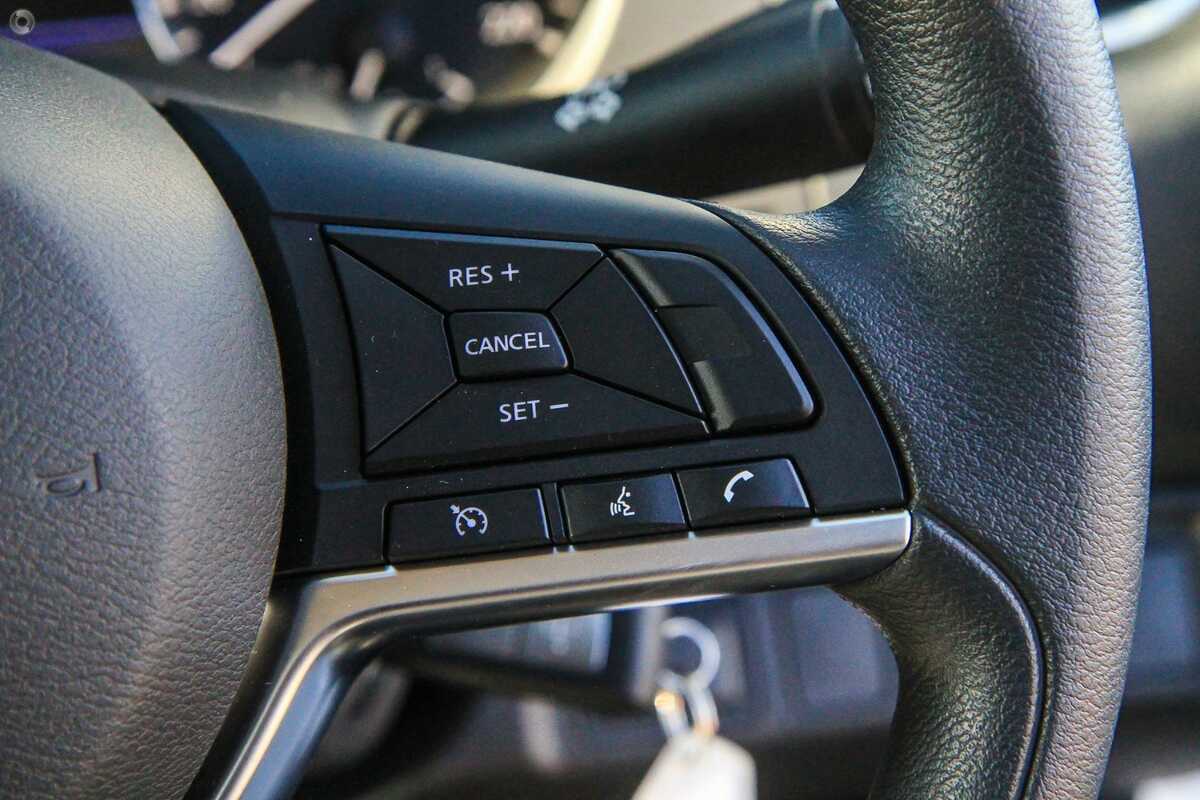 2023 Nissan Navara SL D23