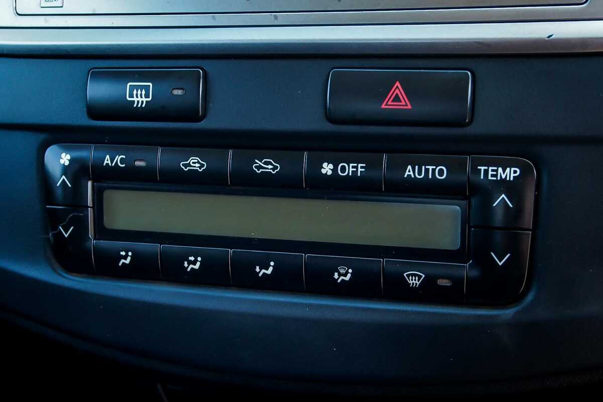 2015 Toyota Hilux SR5 KUN26R