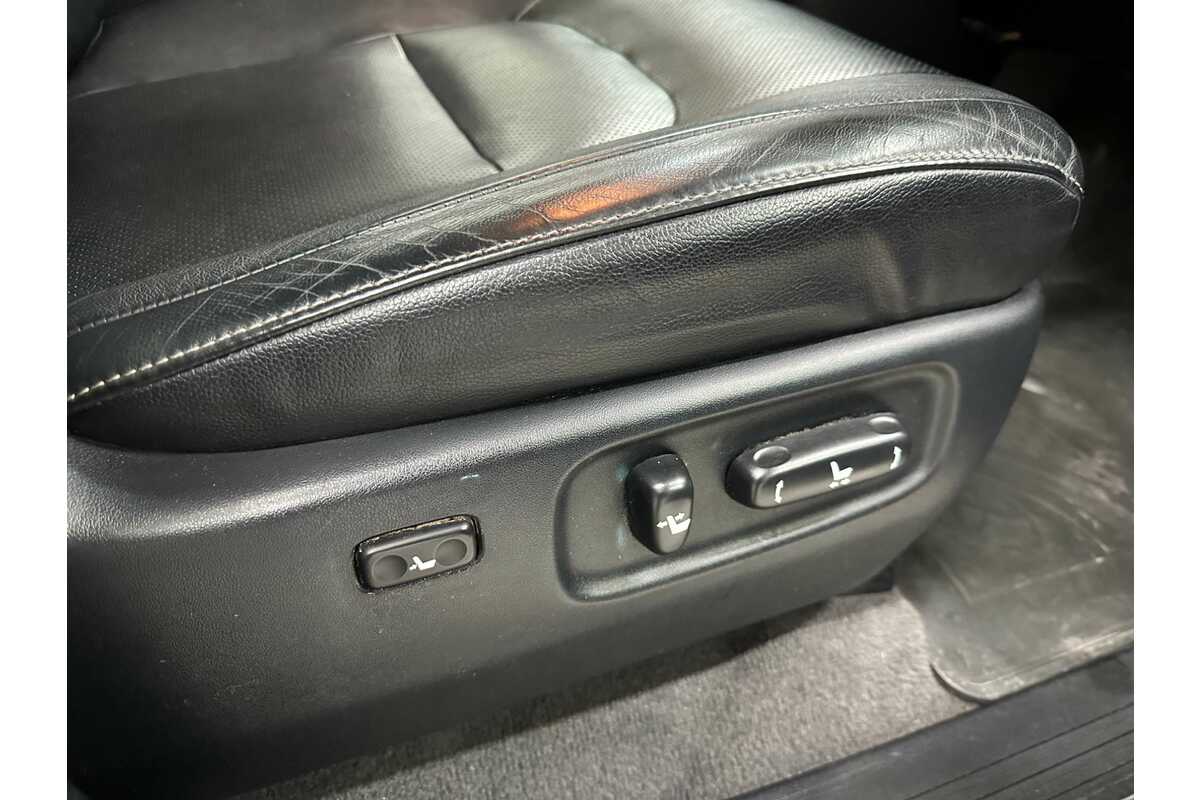 2013 Toyota Landcruiser Altitude VDJ200R