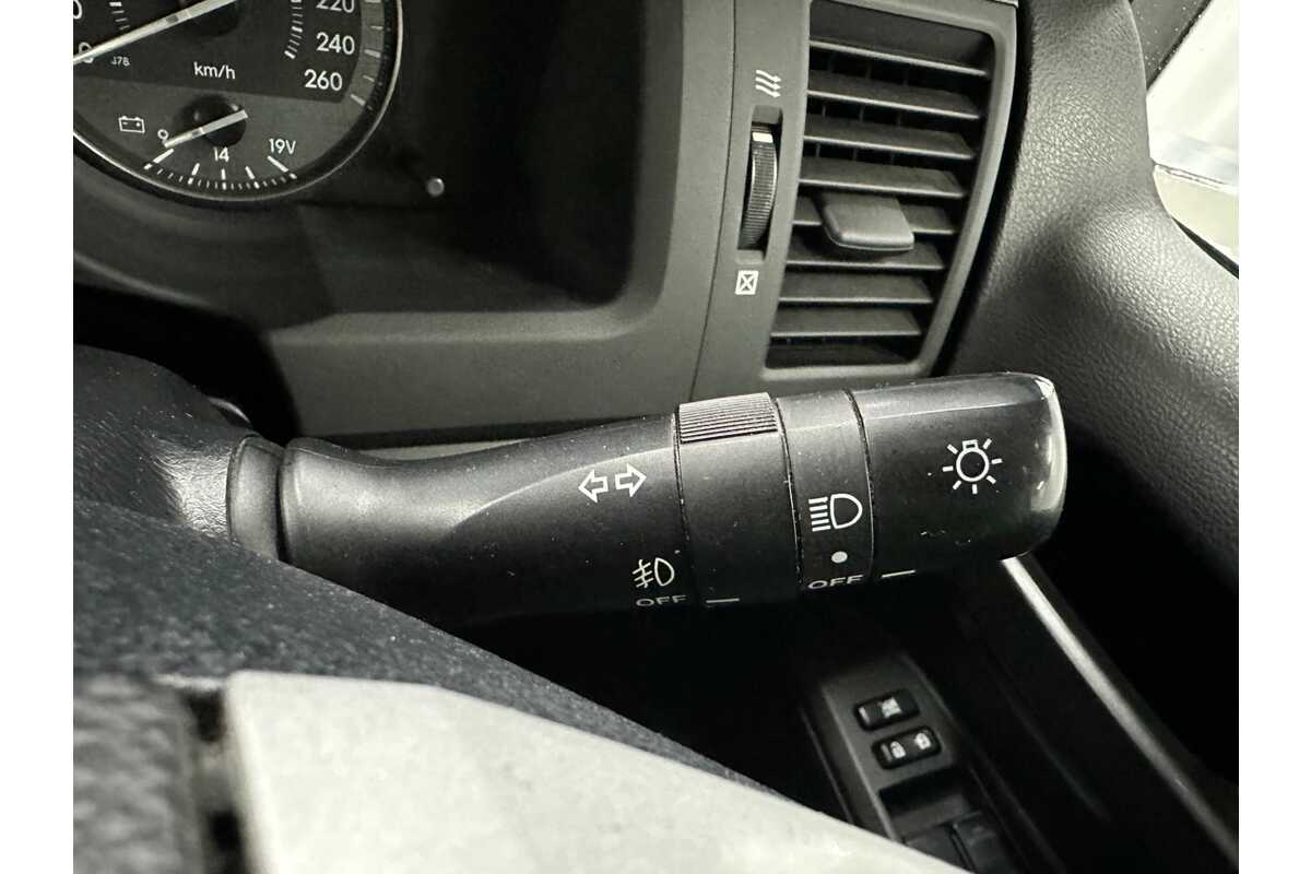 2013 Toyota Landcruiser Altitude VDJ200R