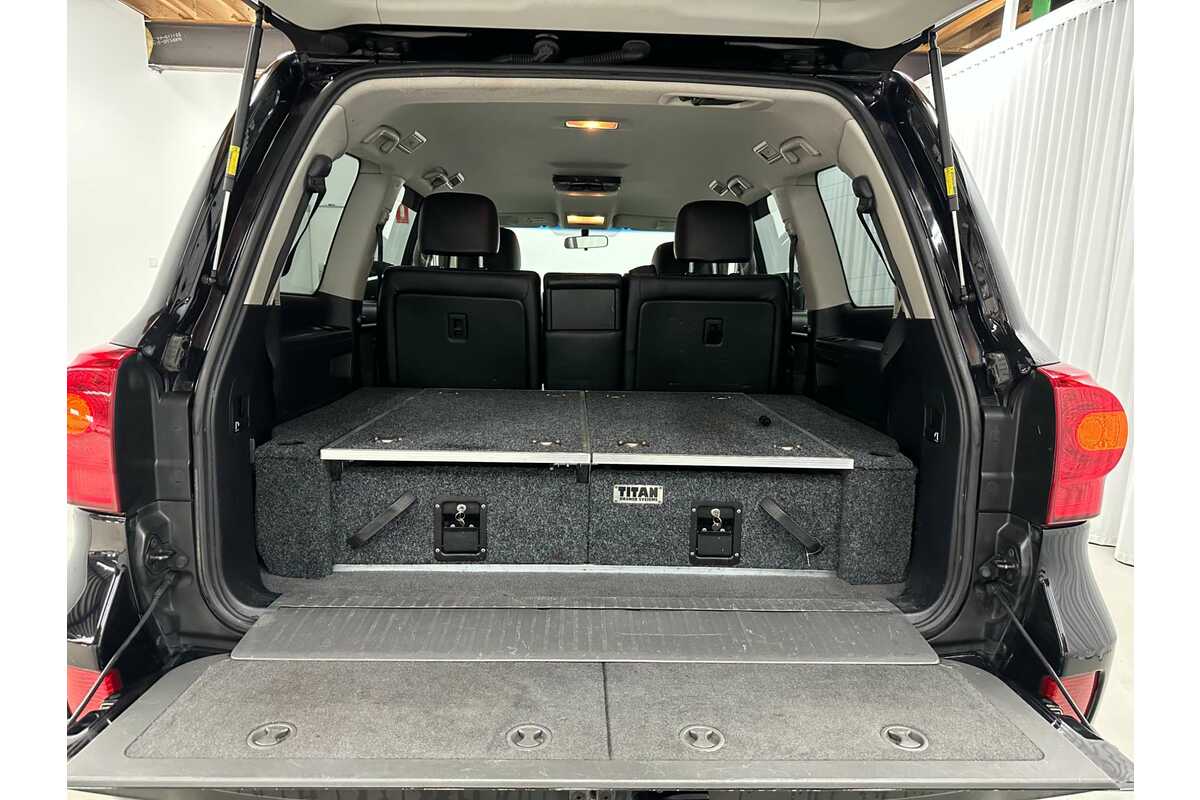 2013 Toyota Landcruiser Altitude VDJ200R