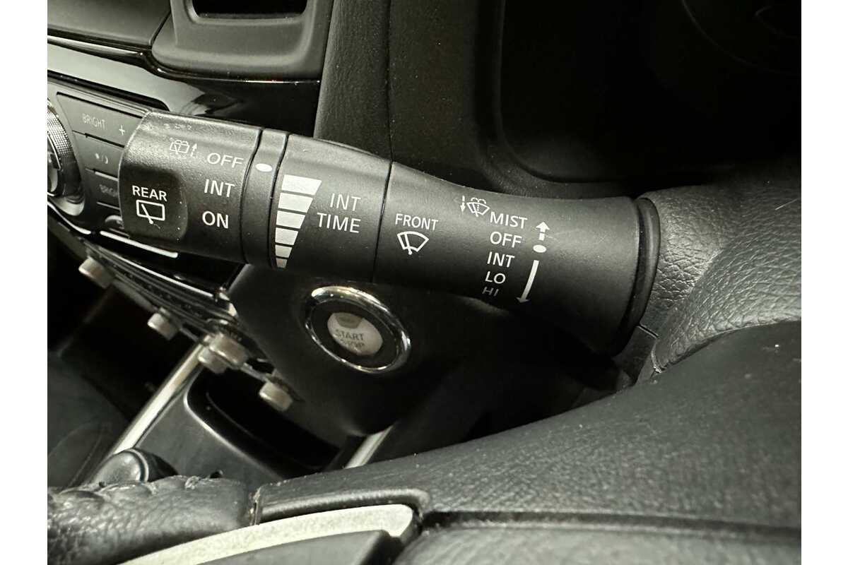 2013 Nissan Pathfinder ST R52