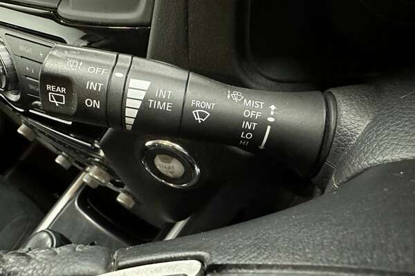 2013 Nissan Pathfinder ST R52