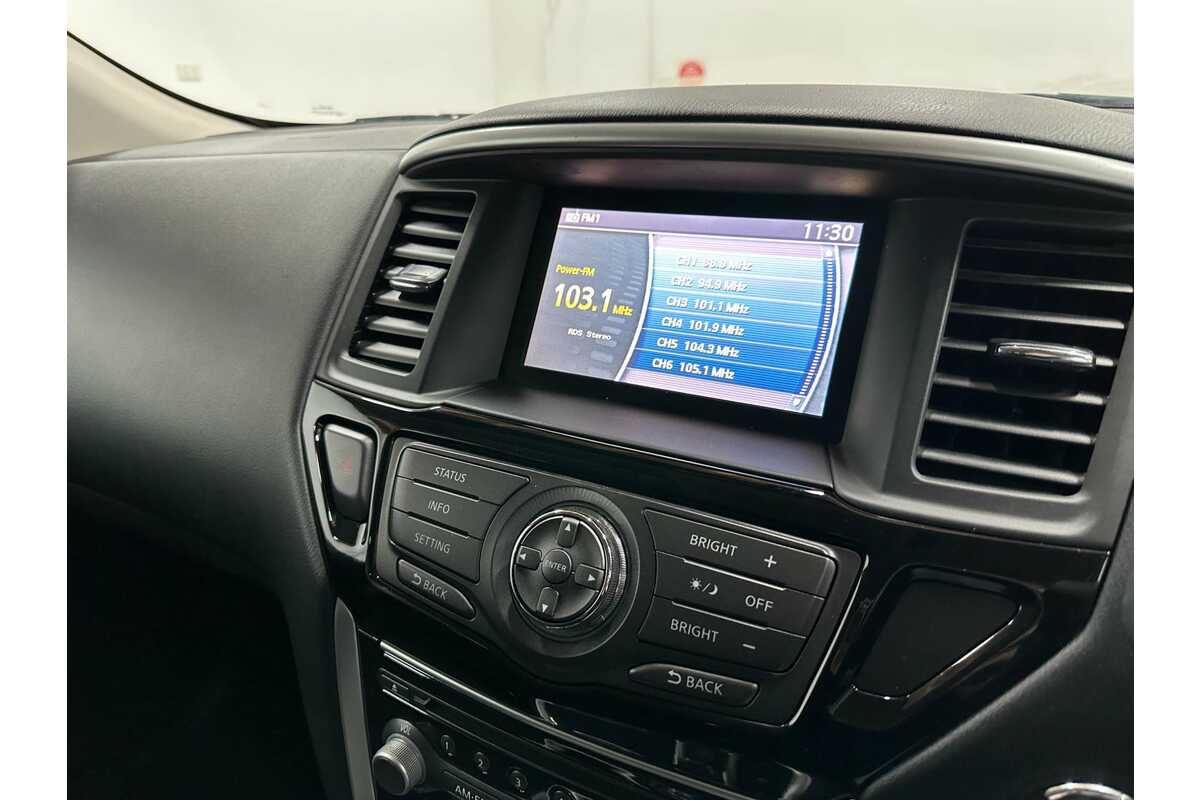 2013 Nissan Pathfinder ST R52