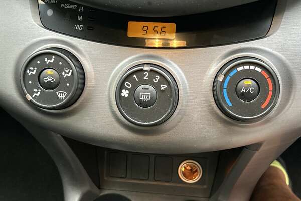2007 Toyota RAV4 CV ACA33R