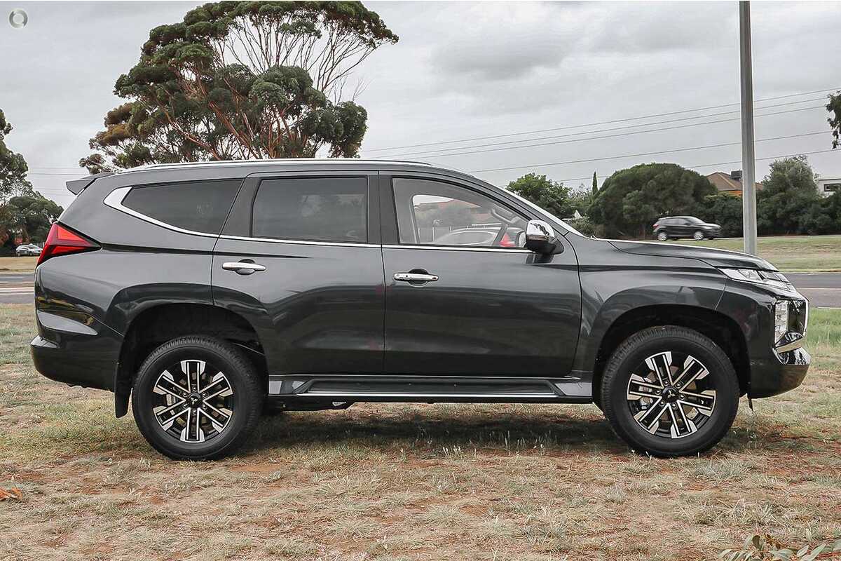 2023 Mitsubishi Pajero Sport GLS QF