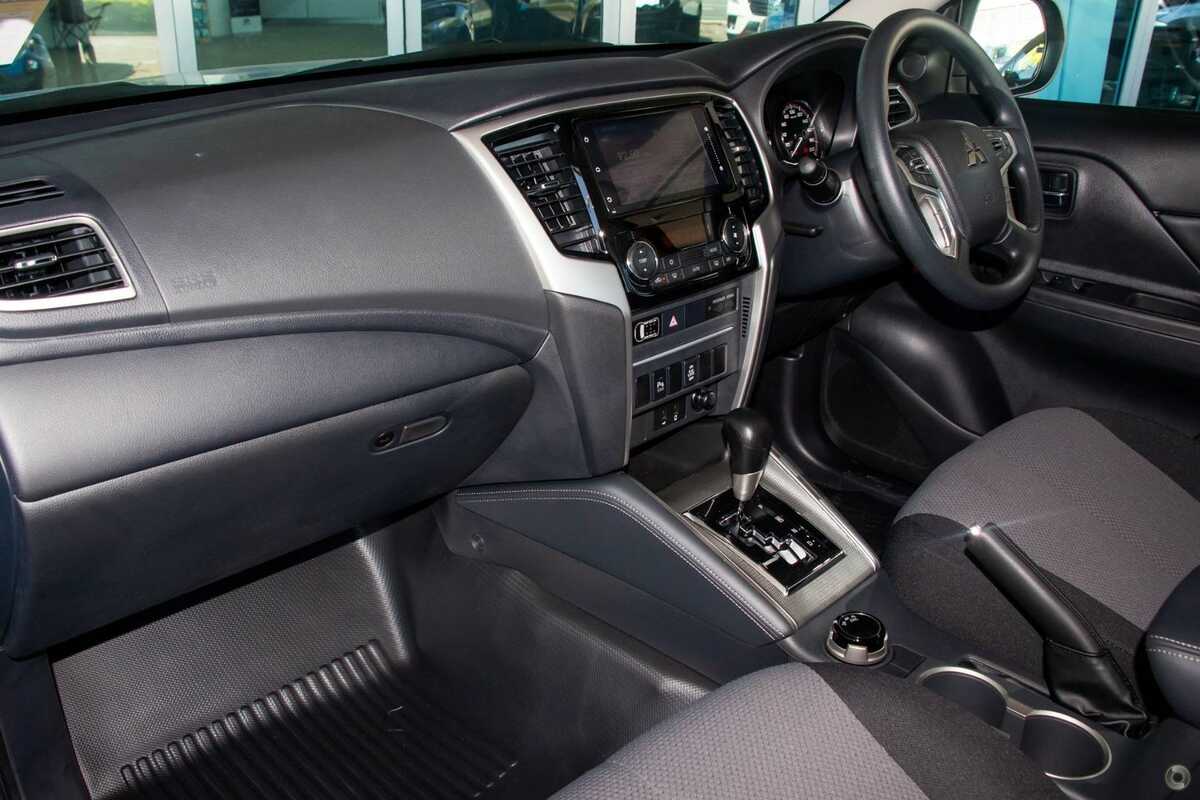 2023 Mitsubishi Triton GLX+ MR