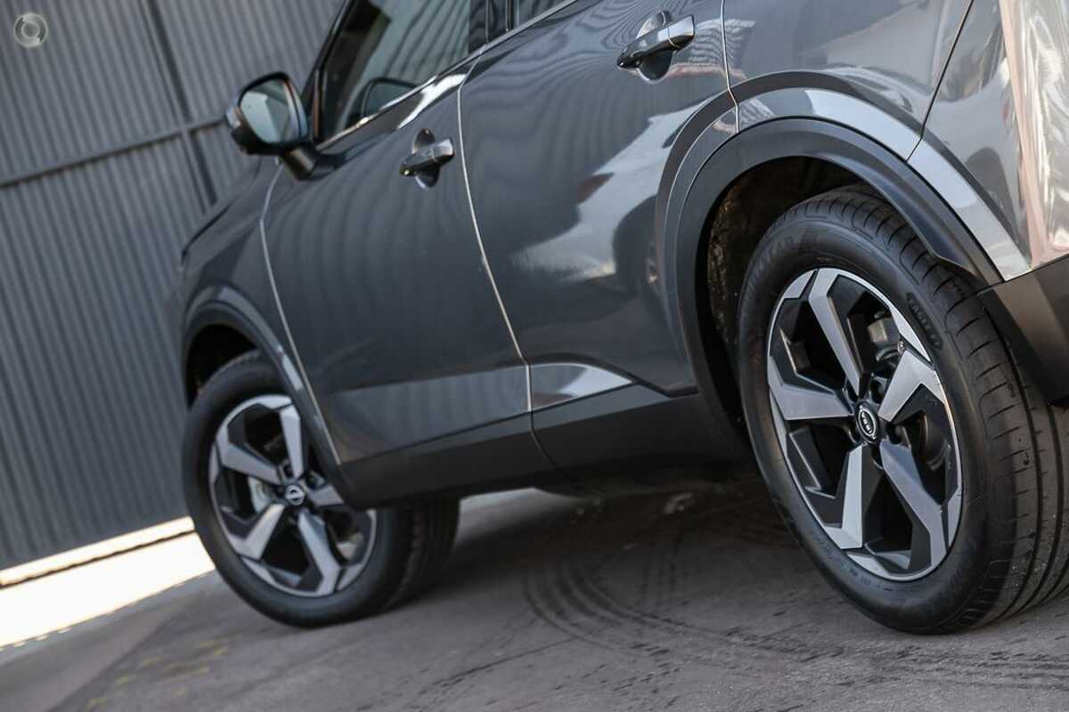 2023 Nissan QASHQAI ST+ J12