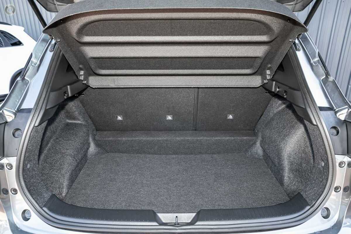 2023 Nissan QASHQAI ST+ J12
