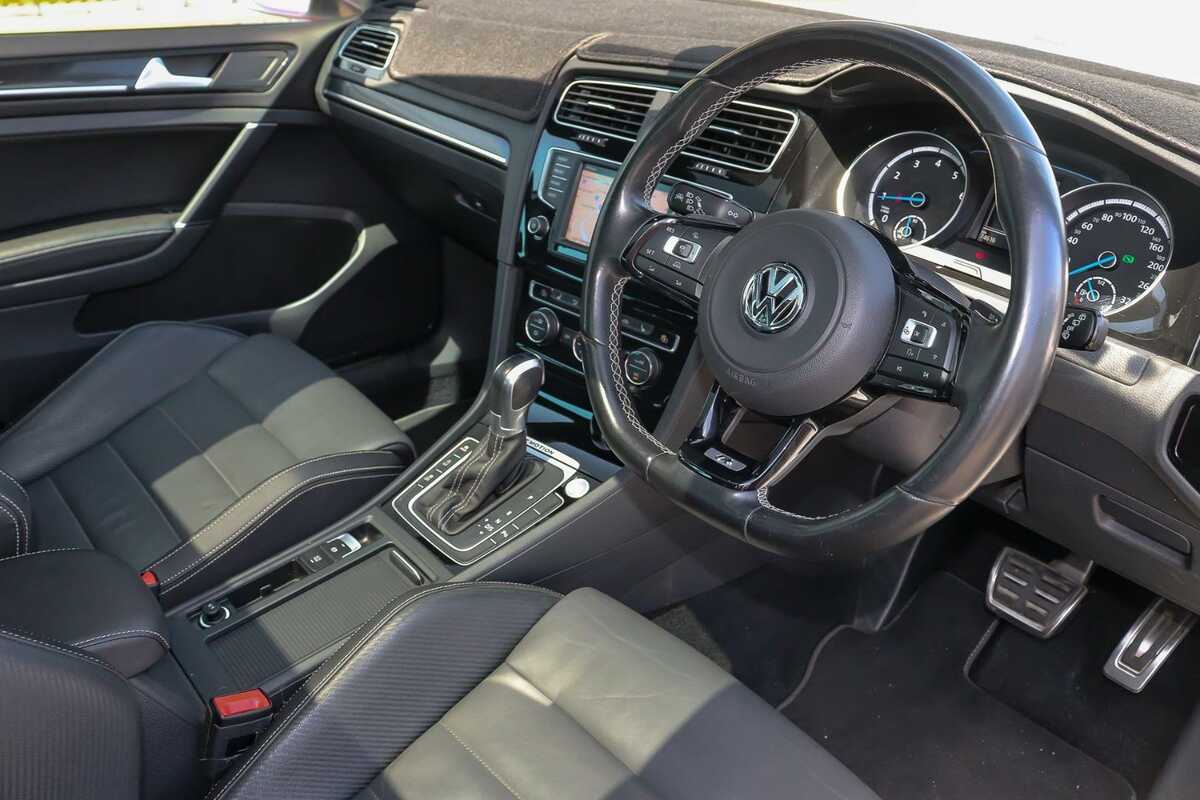 2015 Volkswagen Golf R Wolfsburg Edition 7