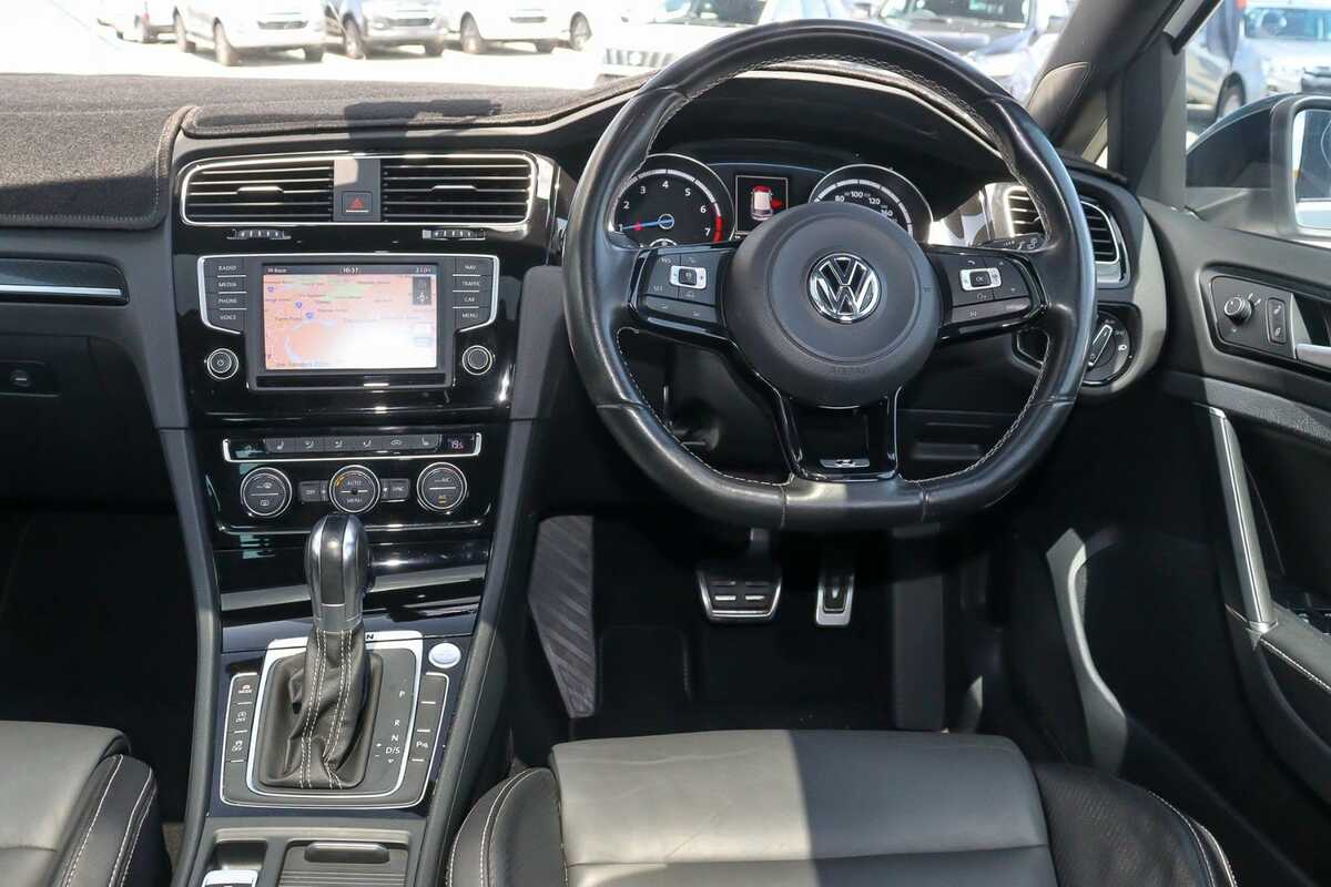 2015 Volkswagen Golf R Wolfsburg Edition 7