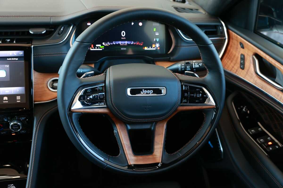 2023 Jeep Grand Cherokee Summit Reserve WL