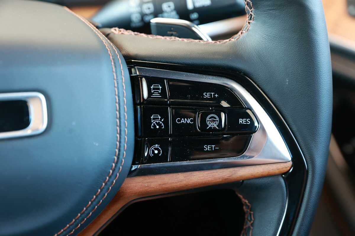 2023 Jeep Grand Cherokee Summit Reserve WL