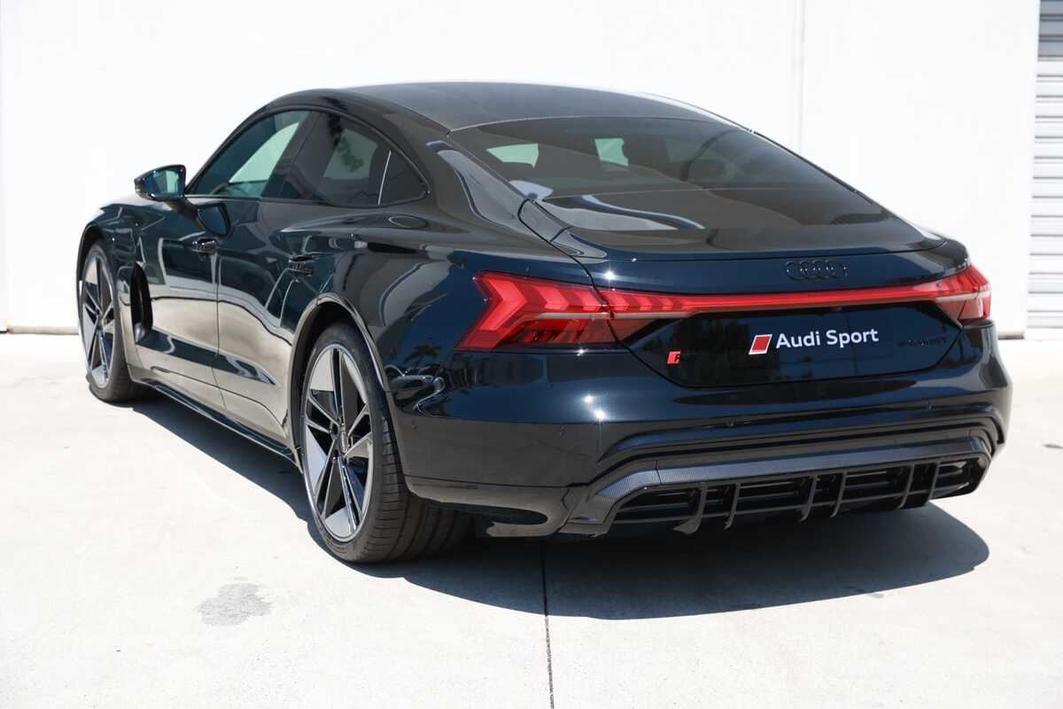 2022 Audi RS e-tron GT F83