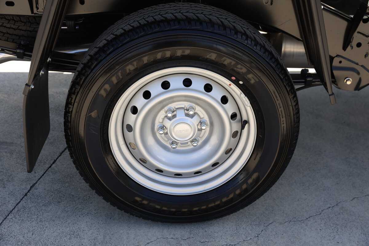 2023 Isuzu D-MAX SX High Ride Rear Wheel Drive