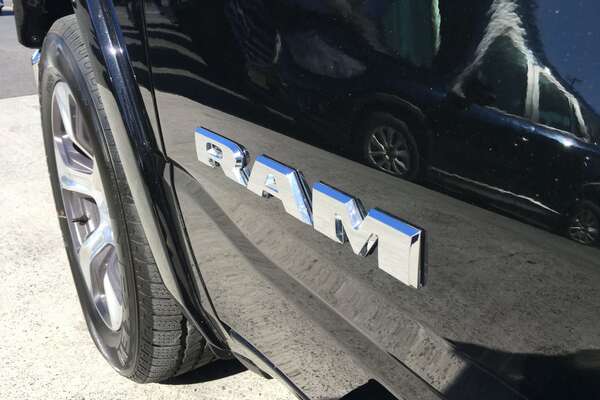 2022 RAM 1500 Laramie RamBox DT 4X4