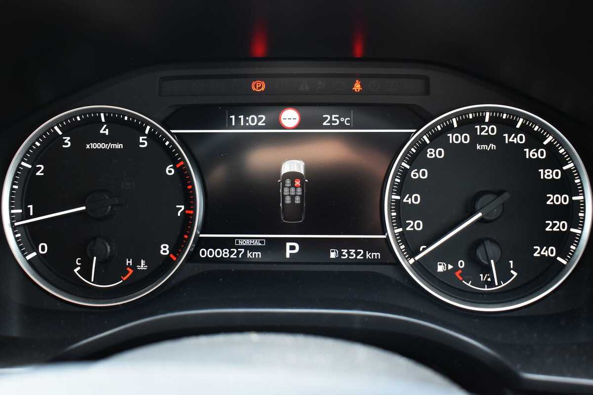 2023 Mitsubishi Outlander LS Black Edition ZM