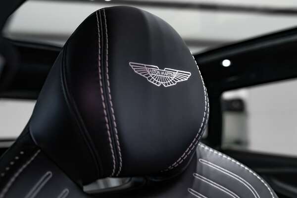2020 Aston Martin DBX
