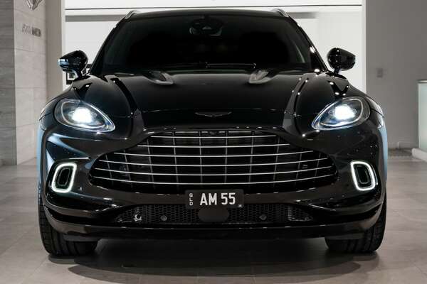 2020 Aston Martin DBX